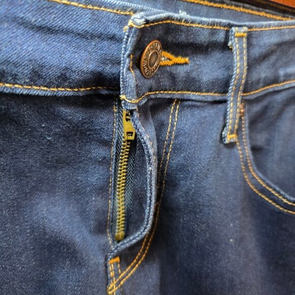 Levi's 815 Curvy Boot Cut Women's Jeans 30x32 - Picture 3 of 14